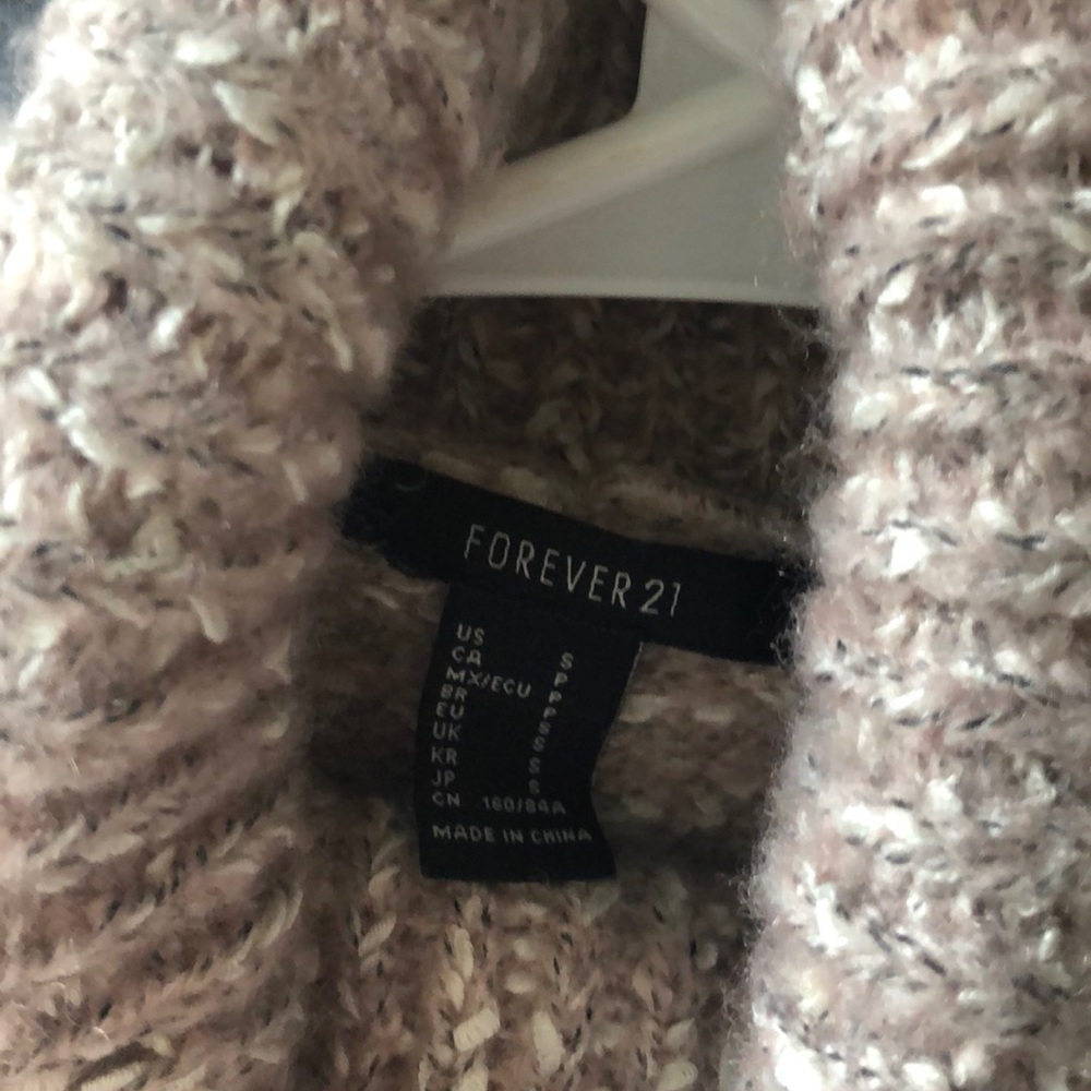 Turtle Neck Sweater - Picture 3 of 4